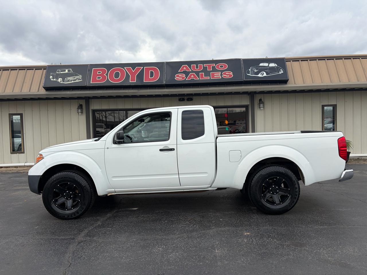 Nissan Frontier SV King Cab I4 5MT 2WD 2014