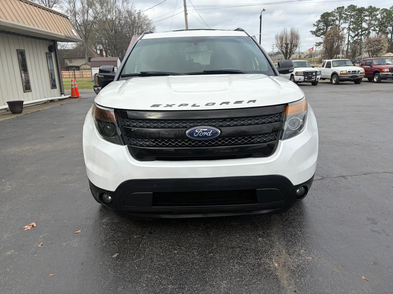 Ford Explorer Sport 4WD 2013