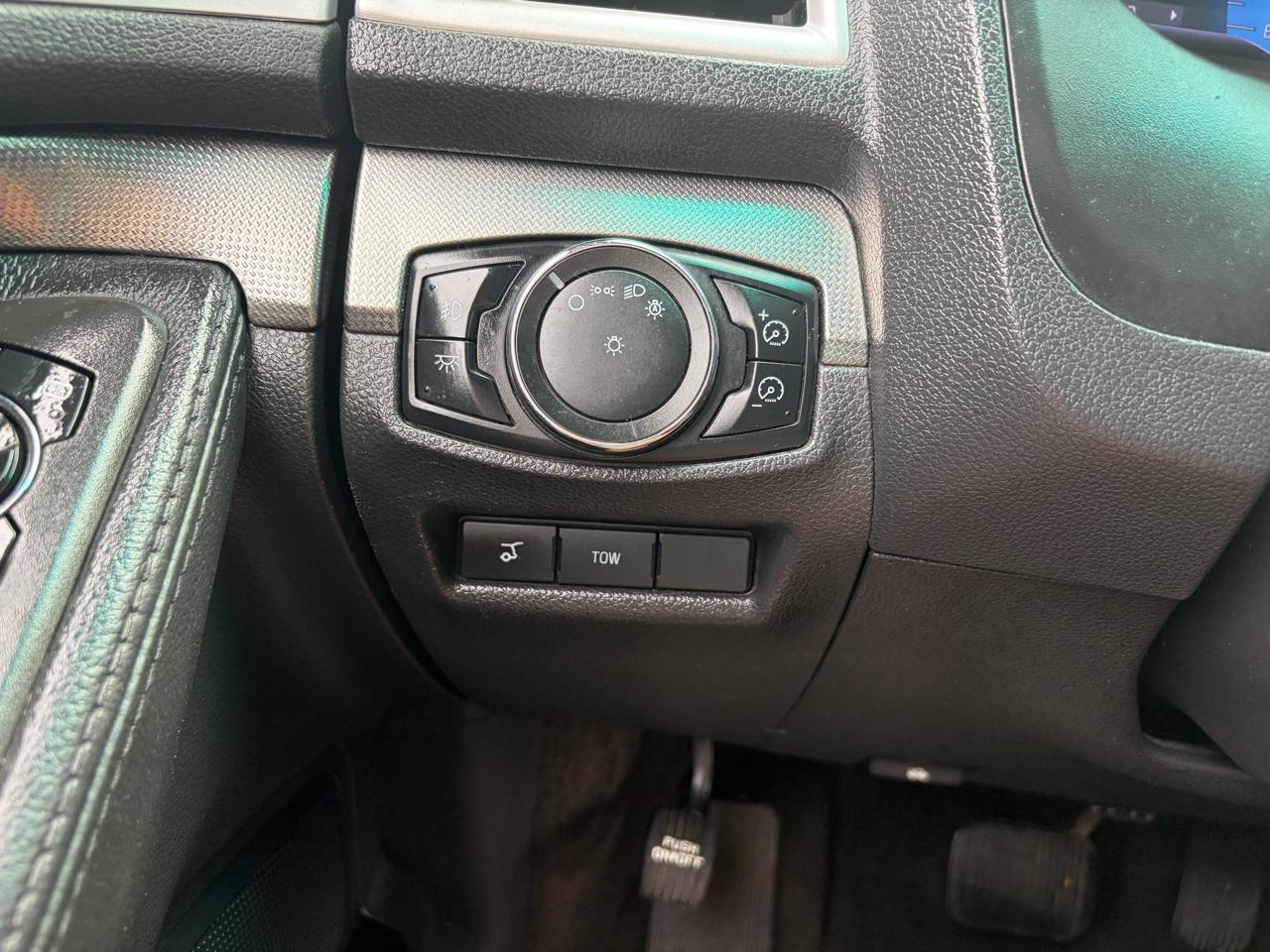 Ford Explorer Sport 4WD 2013