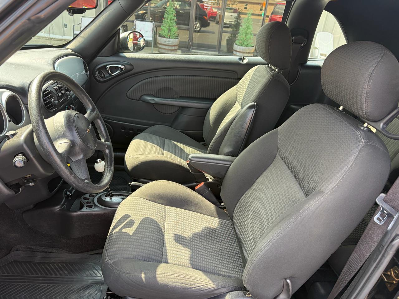 Chrysler PT Cruiser Touring Convertible 2005