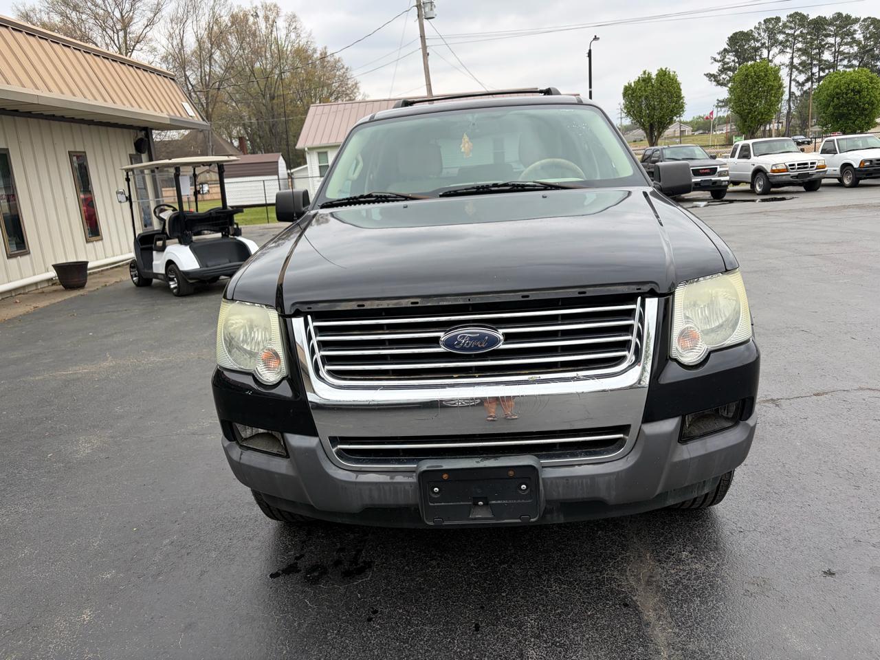 Ford Explorer XLT 4.0L 2WD 2006