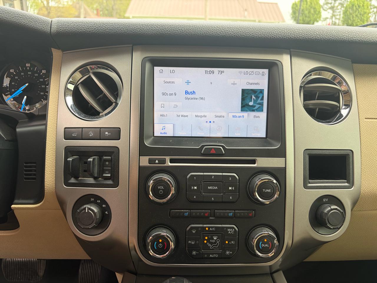 Ford Expedition EL XLT 4WD 2017