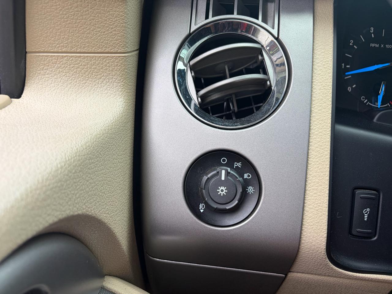 Ford Expedition EL XLT 4WD 2017