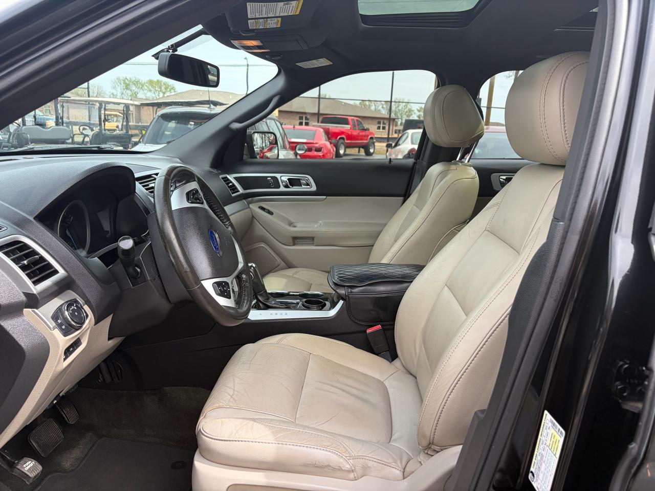 Ford Explorer XLT FWD 2014