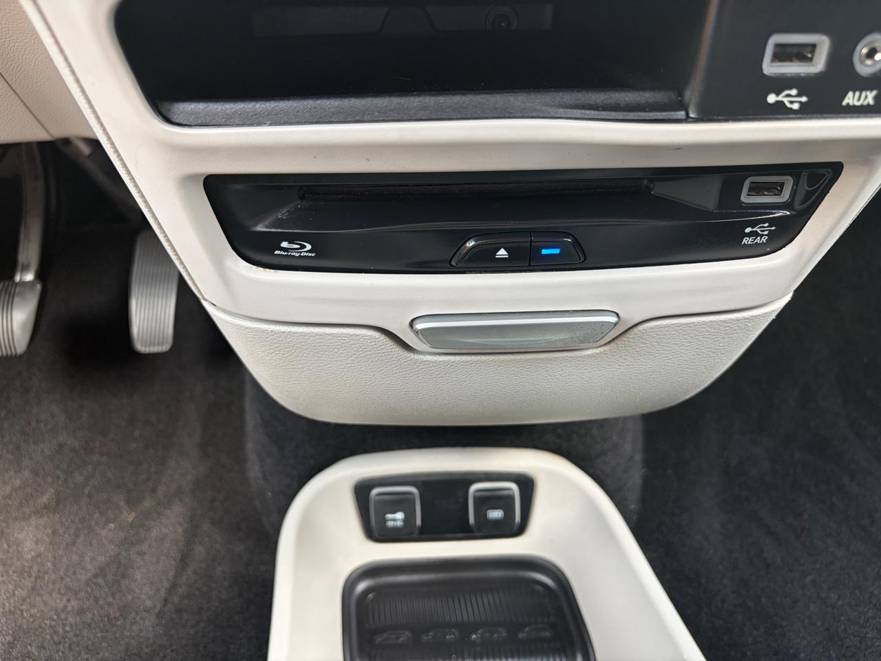 Chrysler Pacifica Touring-L Plus 2018