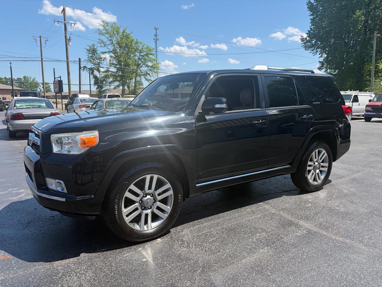 Toyota 4Runner SR5 2WD 2013
