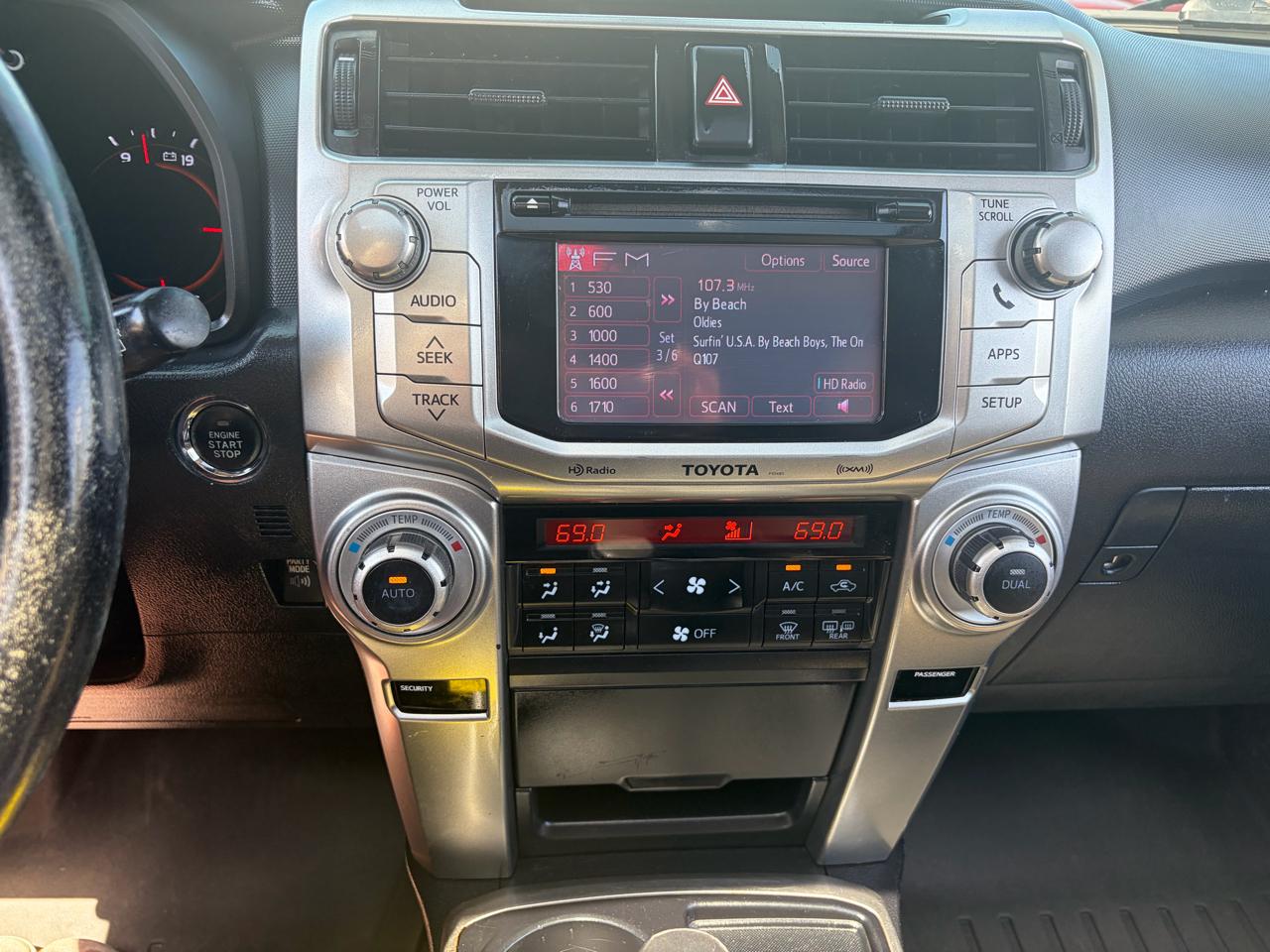 Toyota 4Runner SR5 2WD 2013