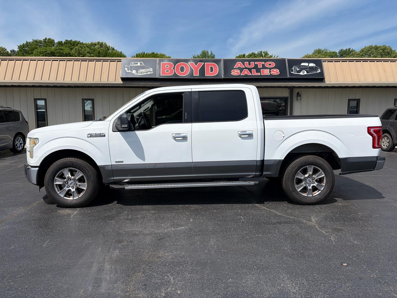 Ford F-150 XLT SuperCrew 5.5-ft. Bed 2WD 2015