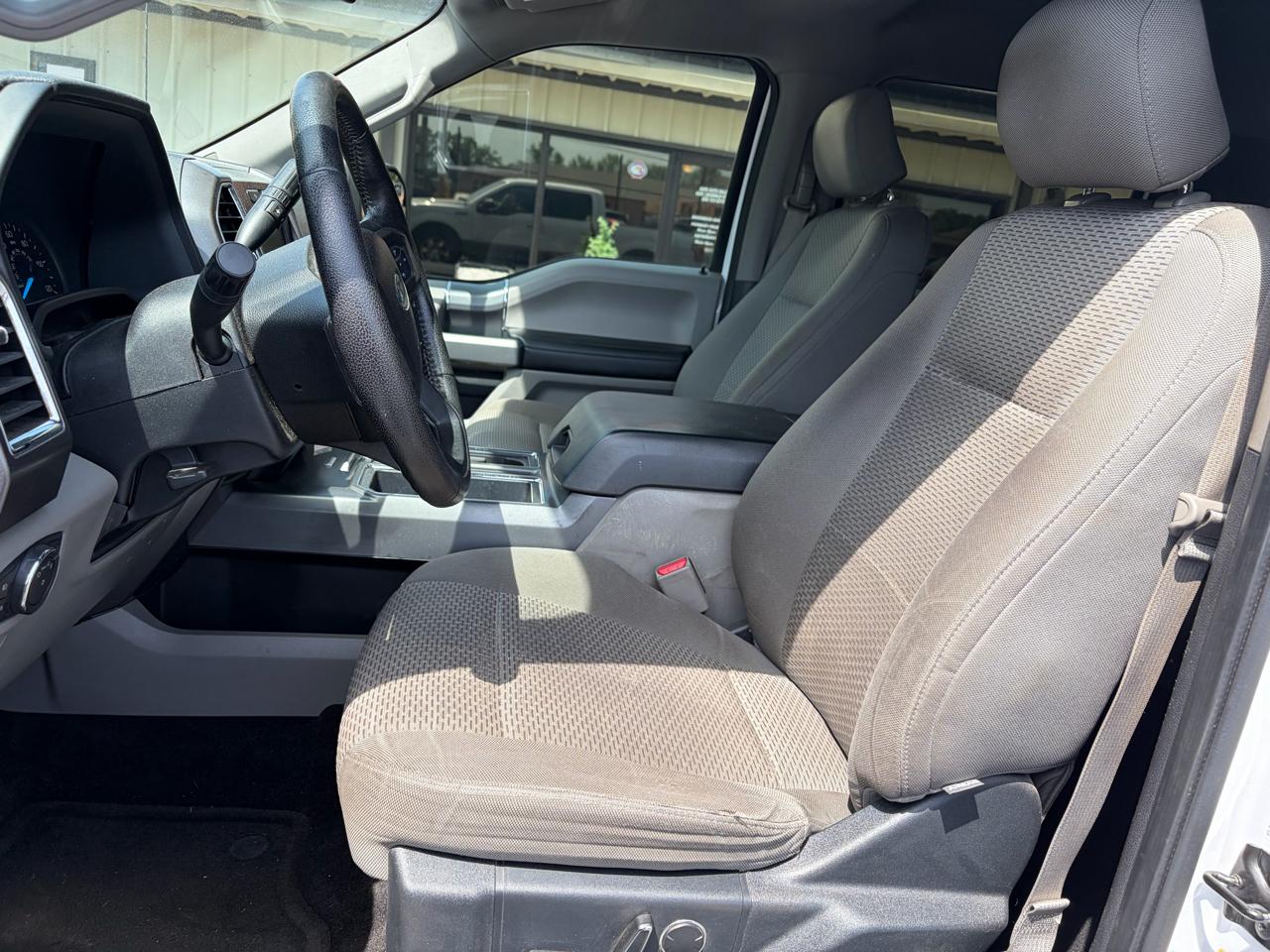 Ford F-150 XLT SuperCrew 5.5-ft. Bed 2WD 2015