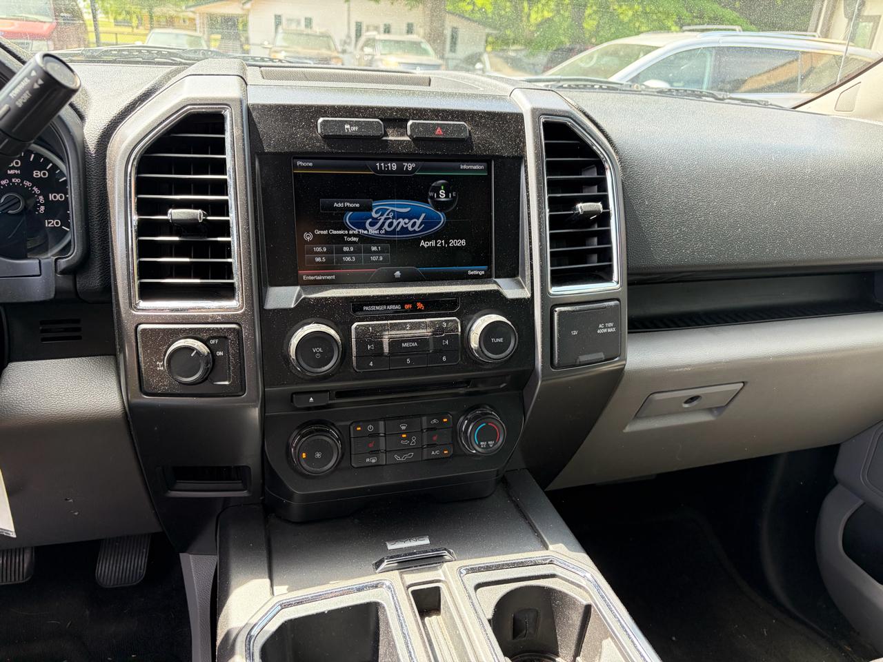 Ford F-150 XLT SuperCrew 5.5-ft. Bed 2WD 2015