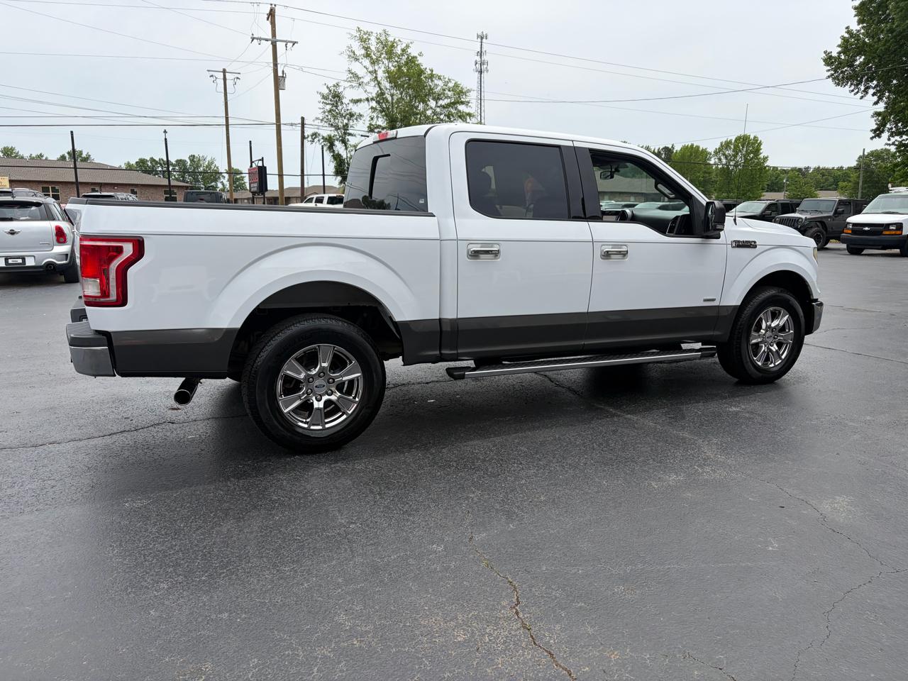Ford F-150 XLT SuperCrew 5.5-ft. Bed 2WD 2015