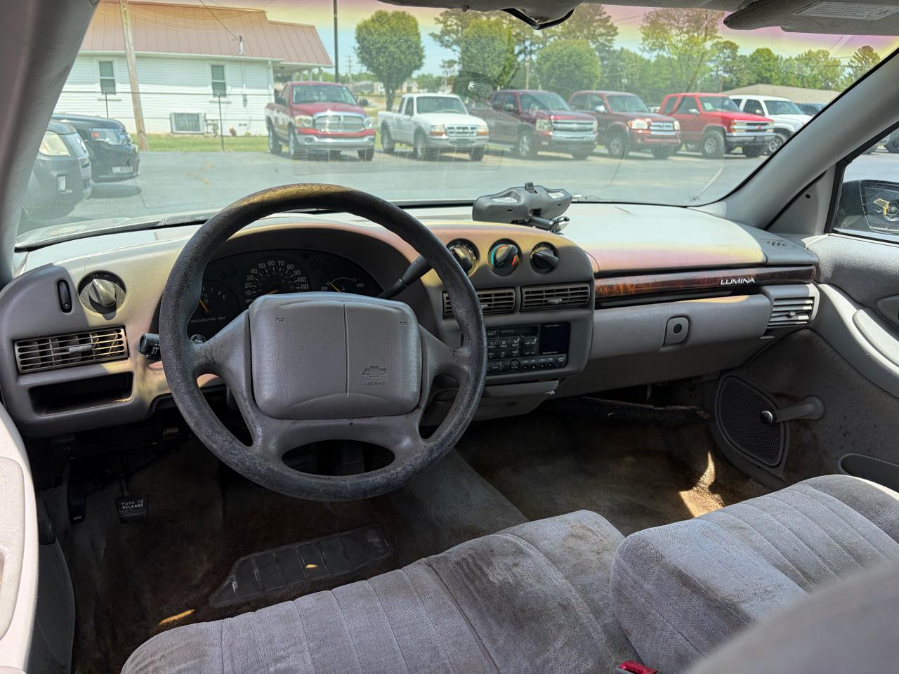 Chevrolet Lumina Sedan 1997