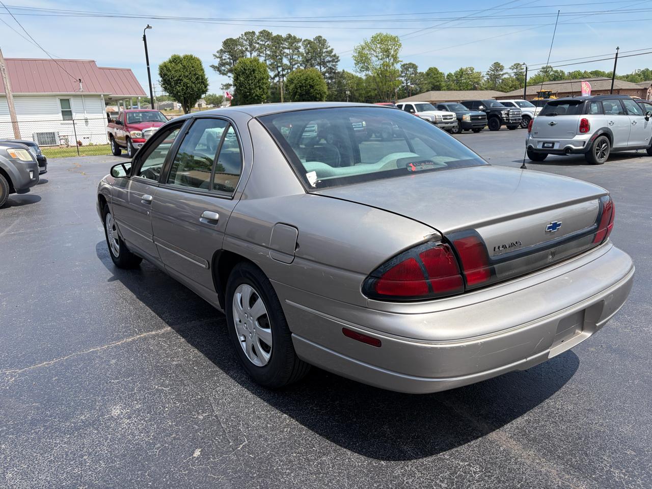 Chevrolet Lumina Sedan 1997