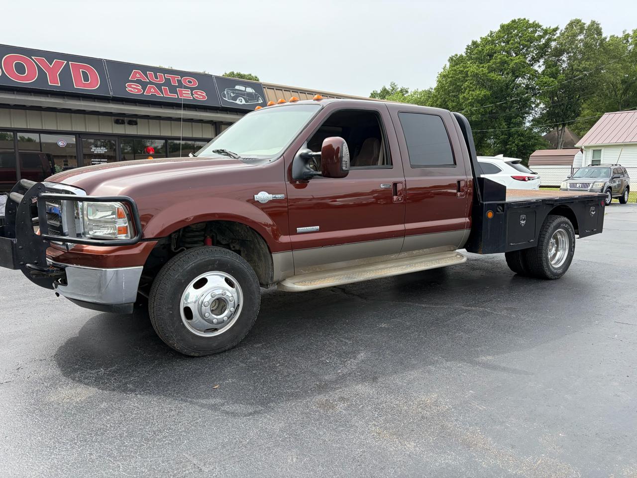 Ford F-350 SD Lariat Crew Cab 4WD DRW 2005