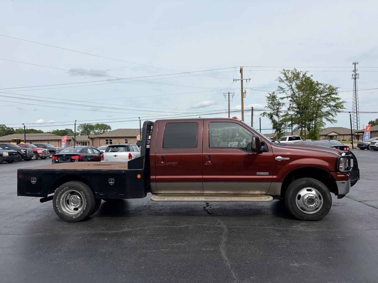 Ford F-350 SD Lariat Crew Cab 4WD DRW 2005
