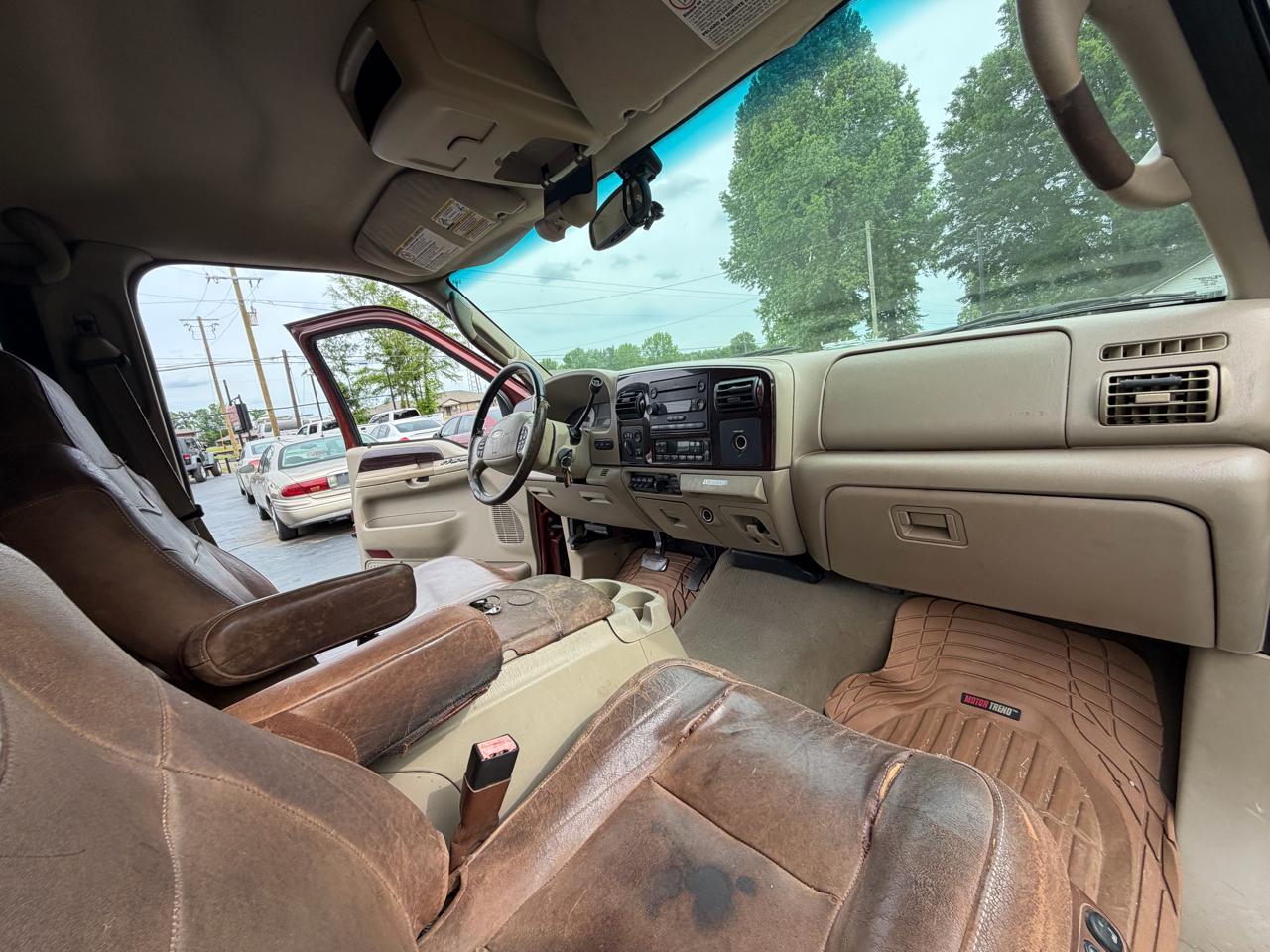 Ford F-350 SD Lariat Crew Cab 4WD DRW 2005