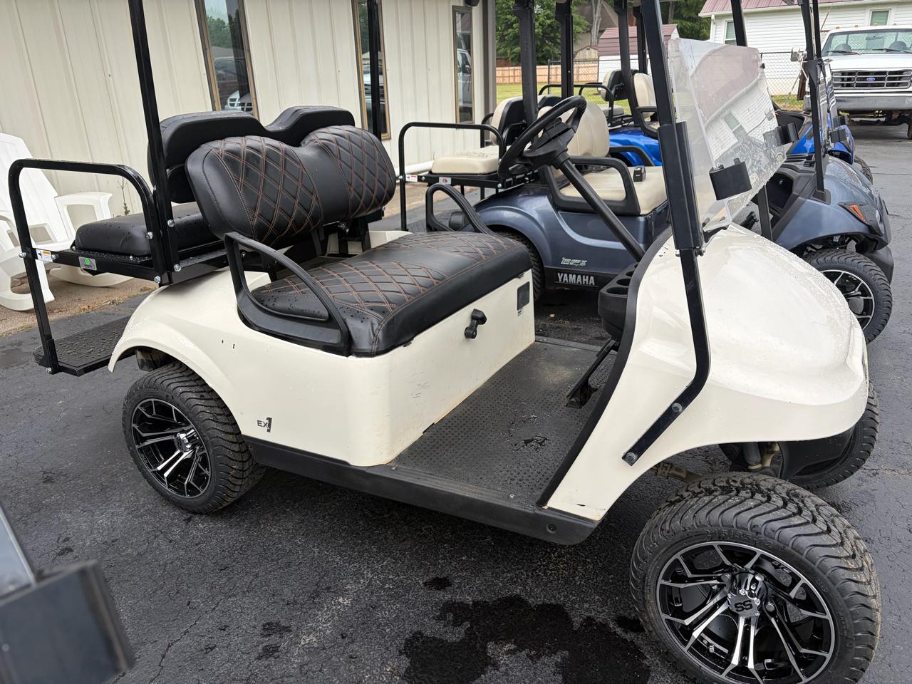 EZGO TXT Gas  2021