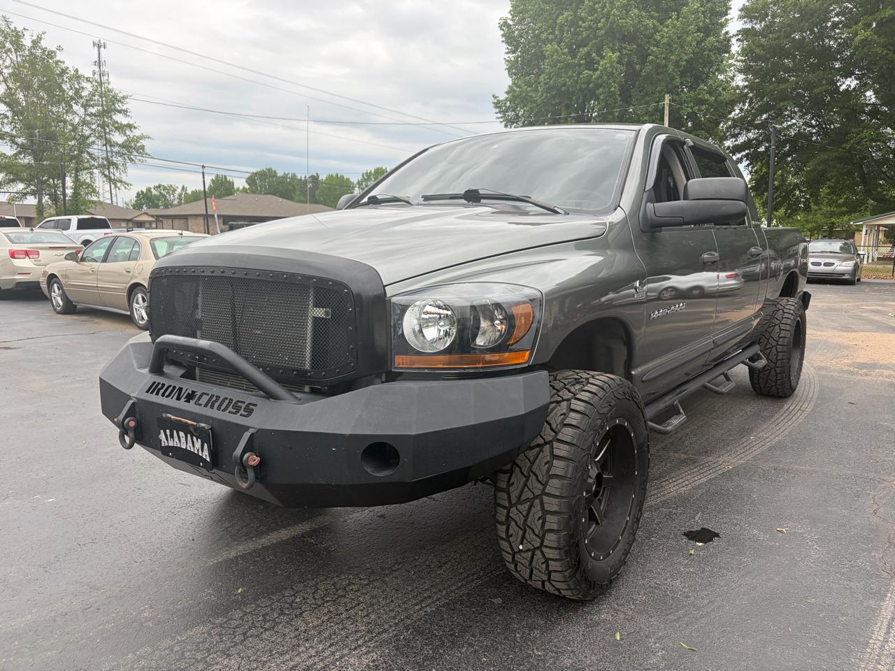 Dodge Ram 2500 Laramie Mega Cab 4WD 2006