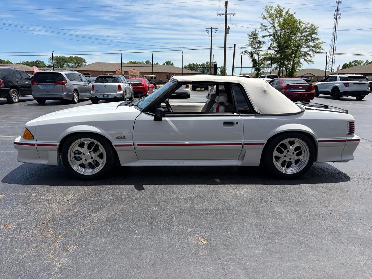 Ford Mustang GT convertible 1990