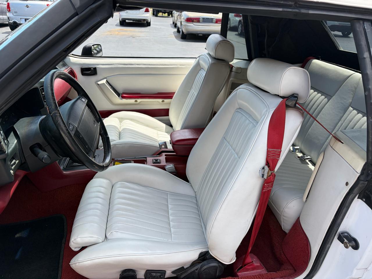 Ford Mustang GT convertible 1990