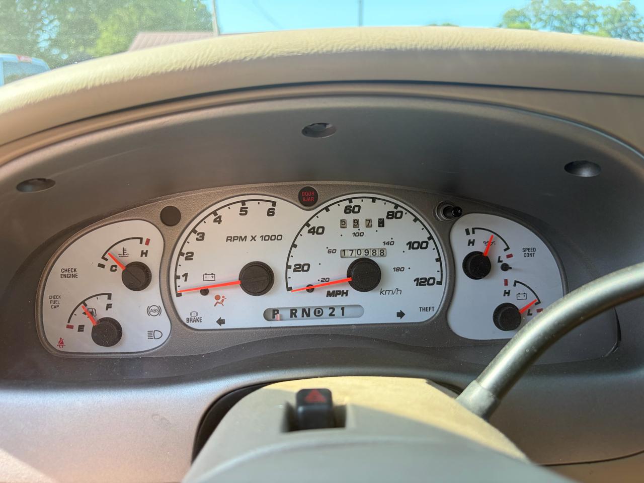 Ford Explorer Sport XLS 2WD 2003