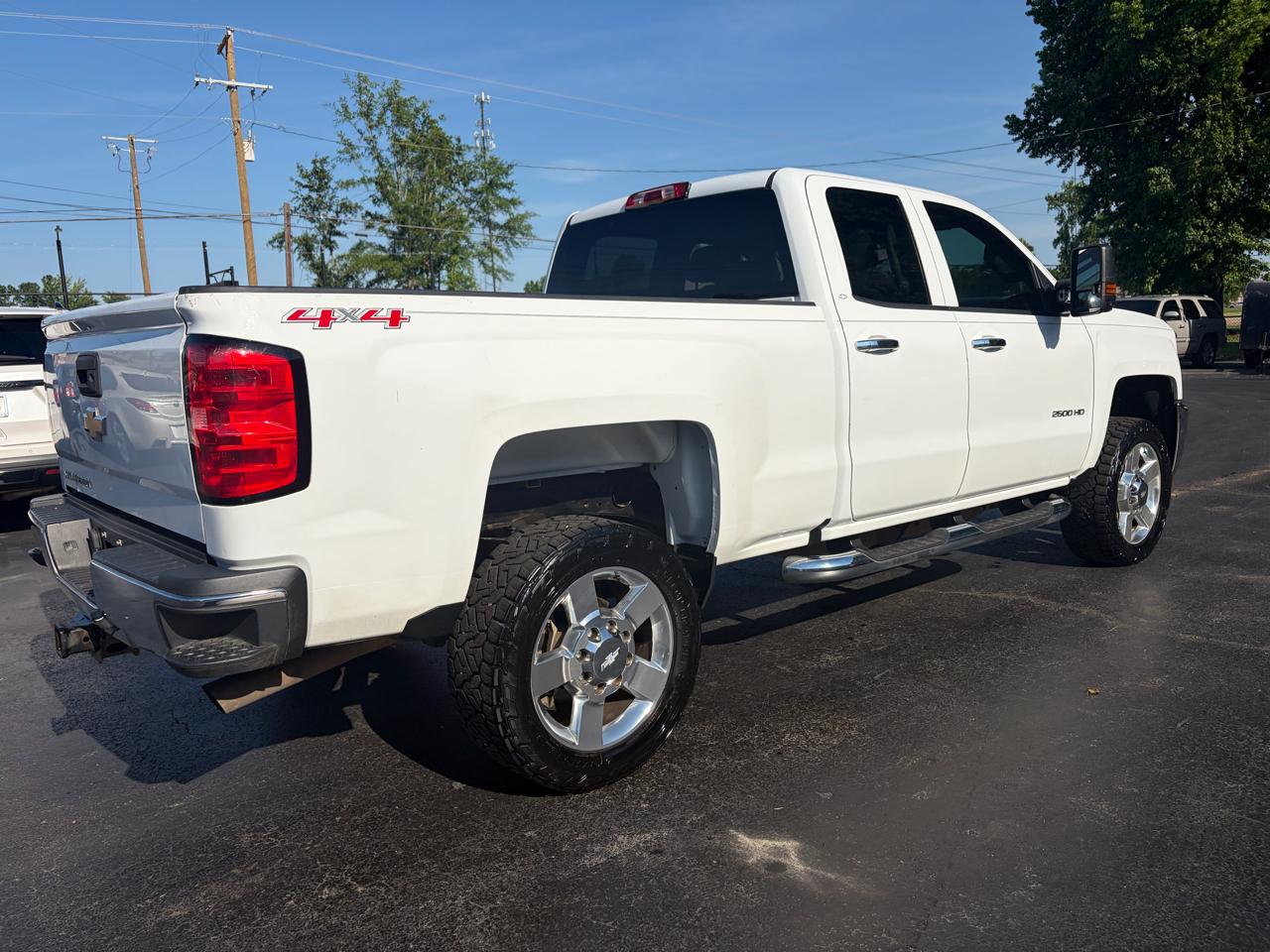 Chevrolet Silverado 2500HD Work Truck Double Cab Long Box 4WD 2017