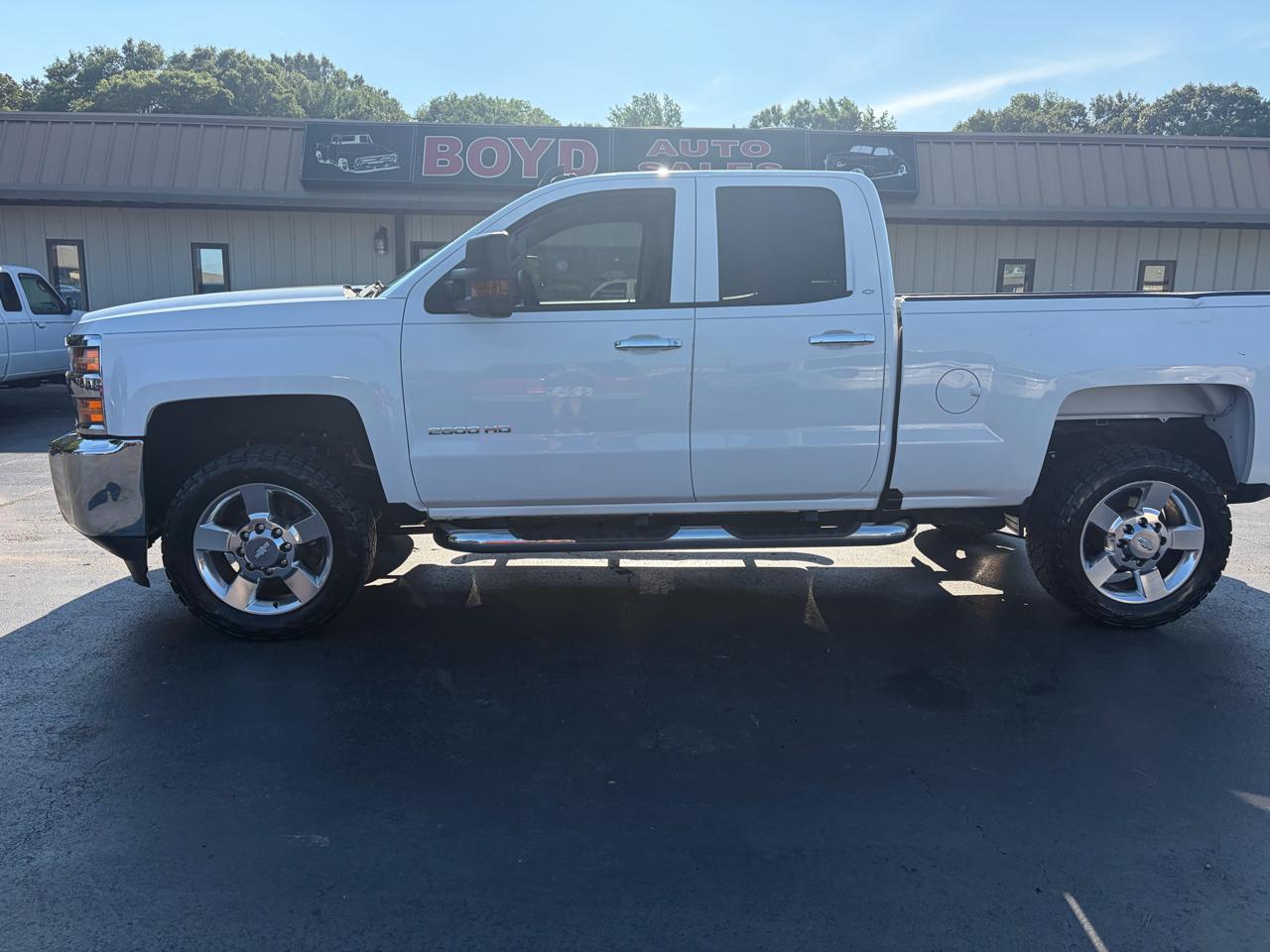 Chevrolet Silverado 2500HD Work Truck Double Cab Long Box 4WD 2017