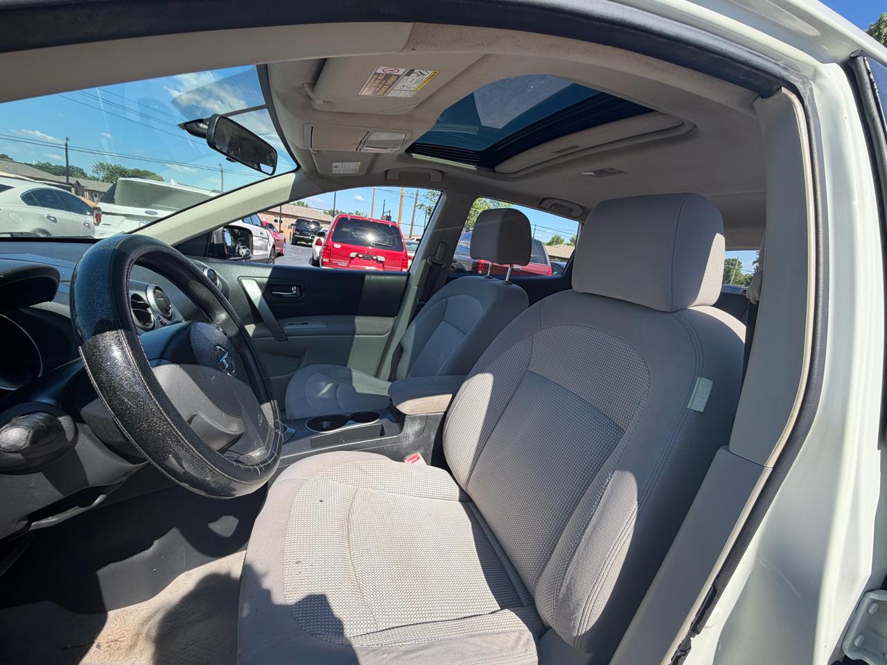 Nissan Rogue S 2WD 2010