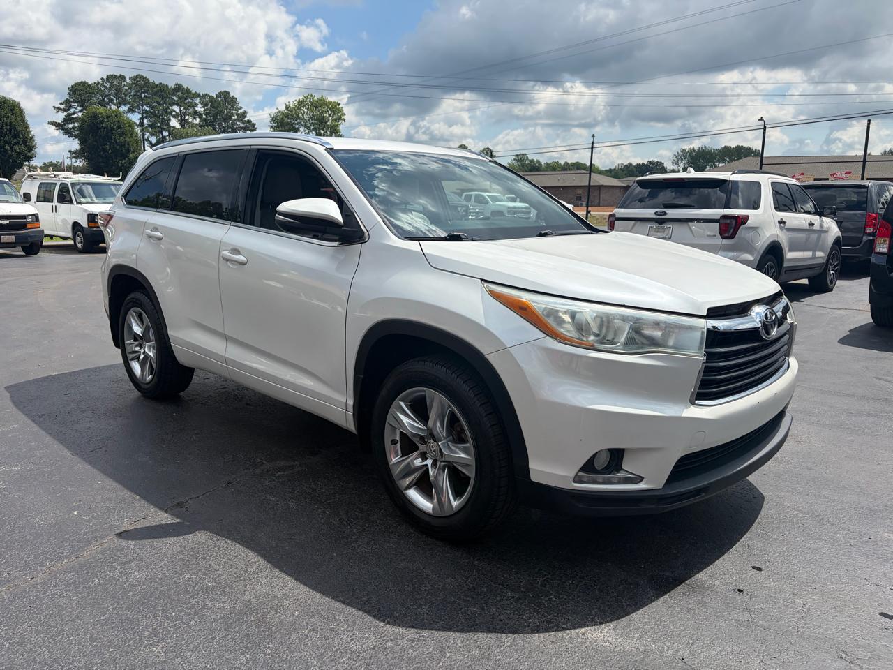 Toyota Highlander Limited FWD V6 2015