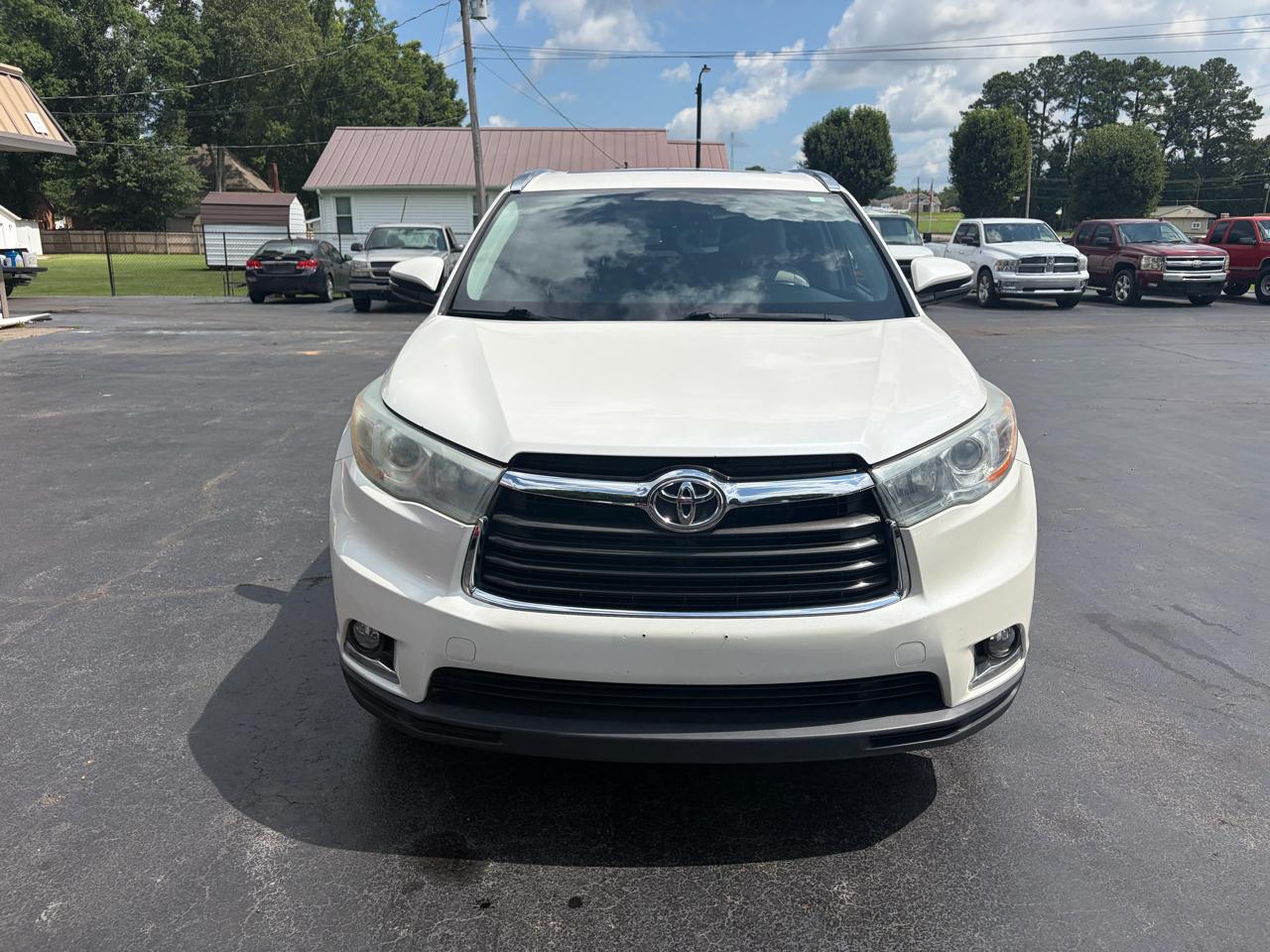 Toyota Highlander Limited FWD V6 2015