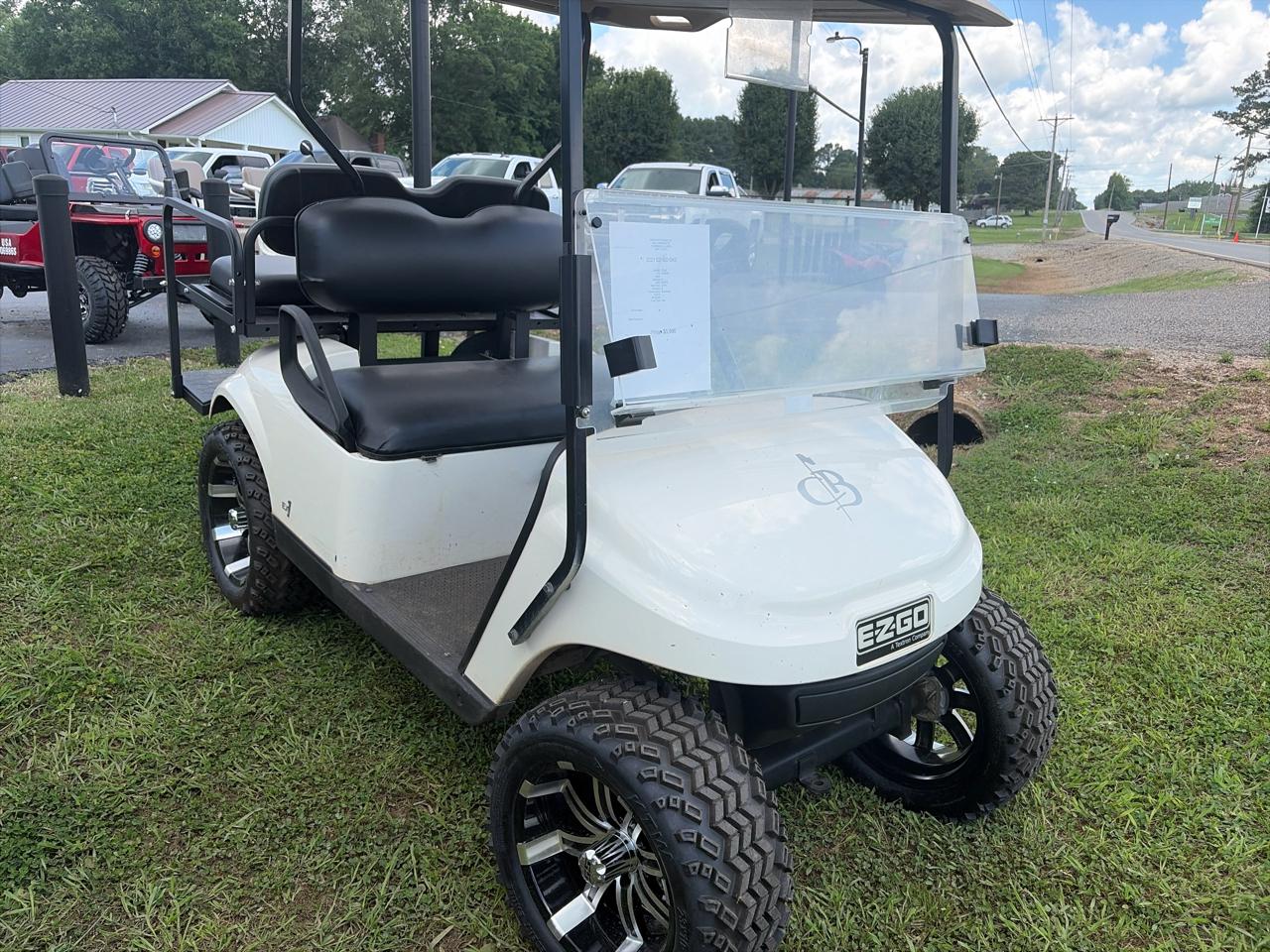 EZGO Golf Cart  2021