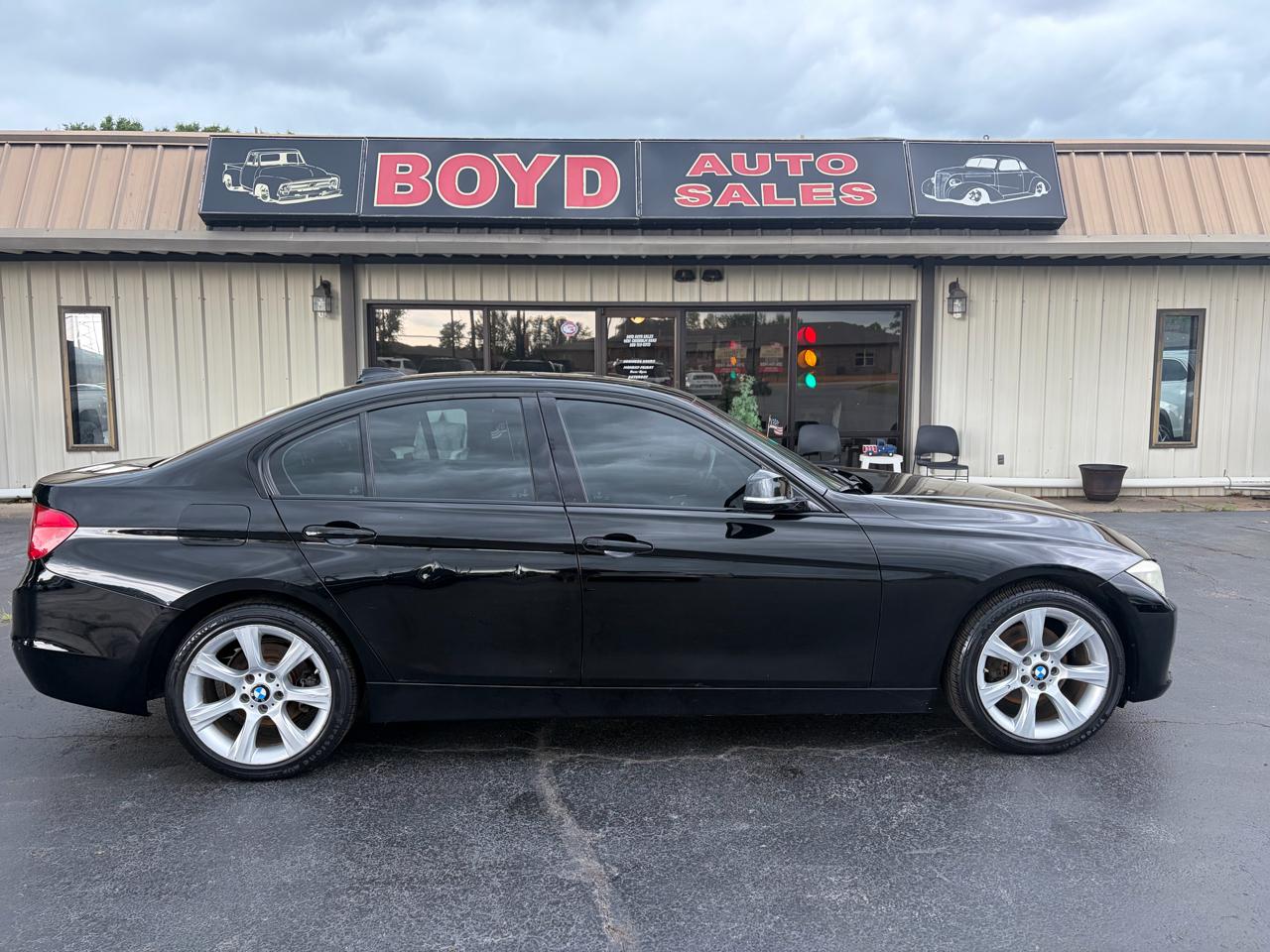 BMW 3-Series 320i Sedan 2015
