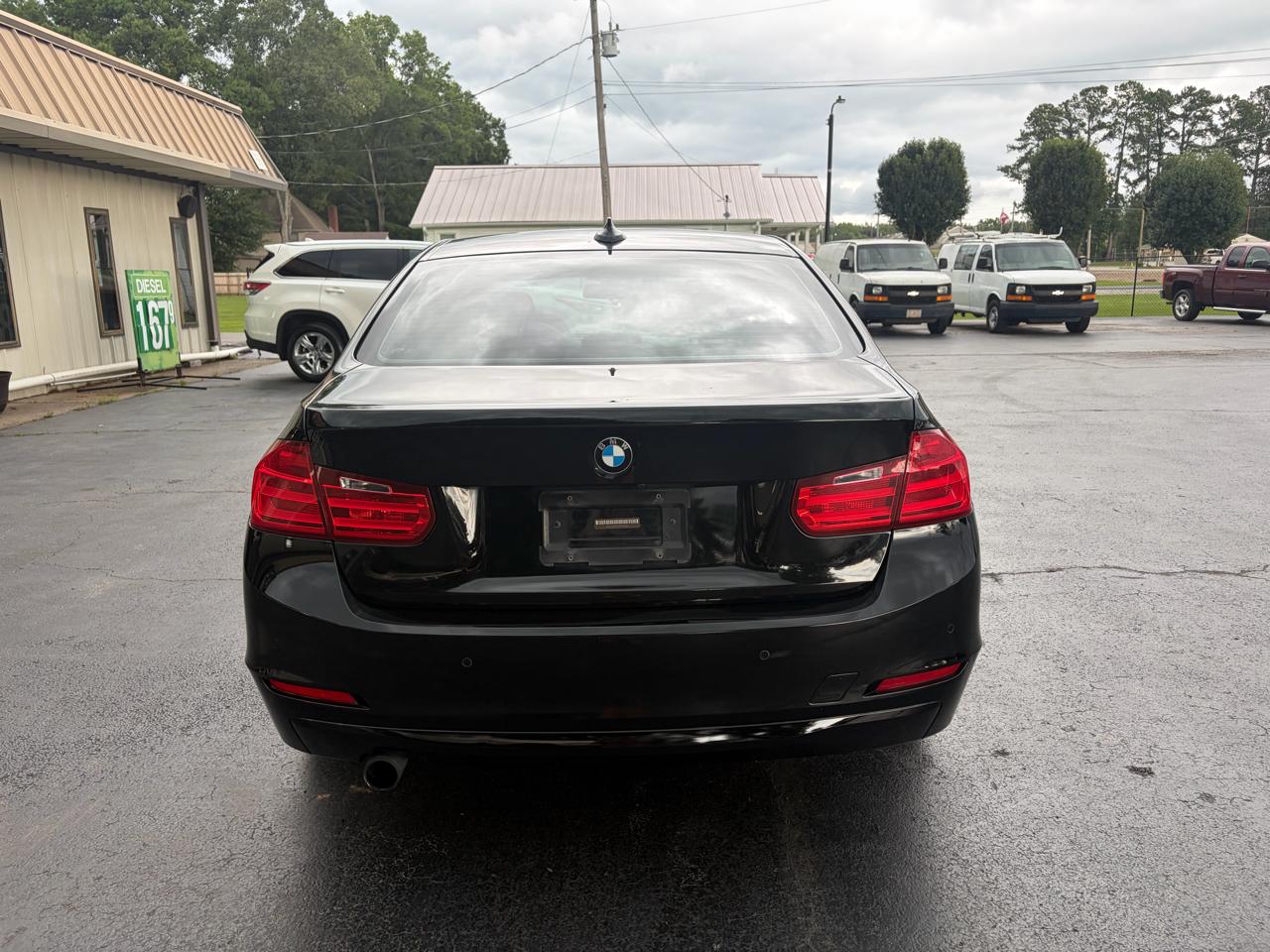 BMW 3-Series 320i Sedan 2015