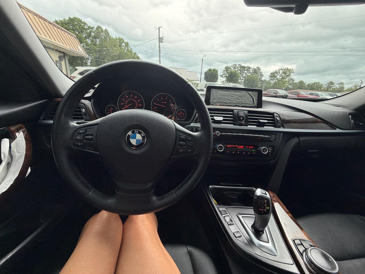 BMW 3-Series 320i Sedan 2015
