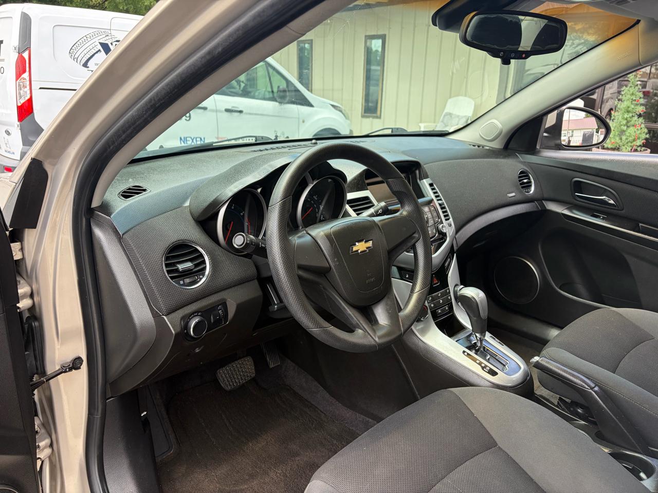 Chevrolet Cruze 1LT 2011