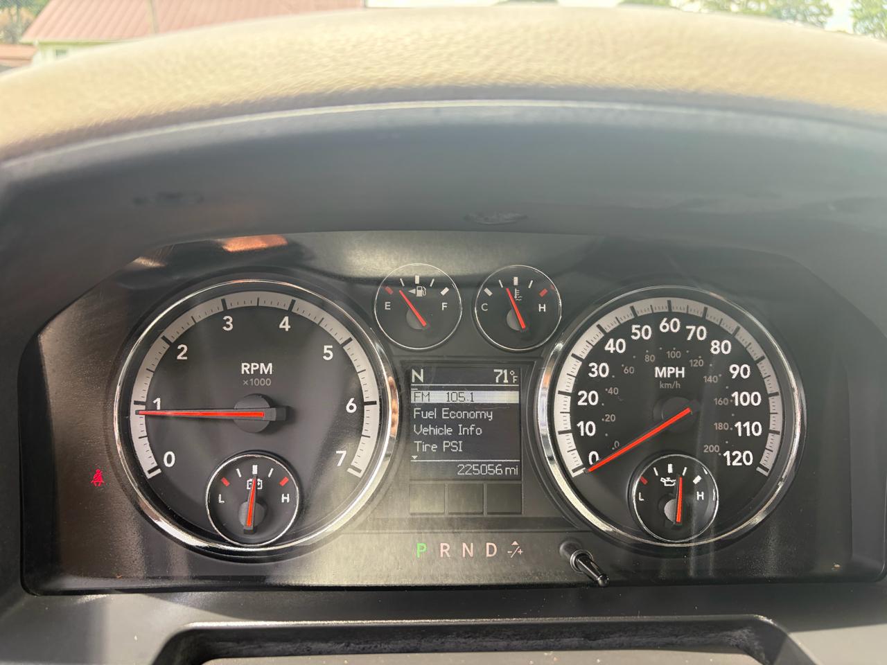 RAM 1500 SLT 2010