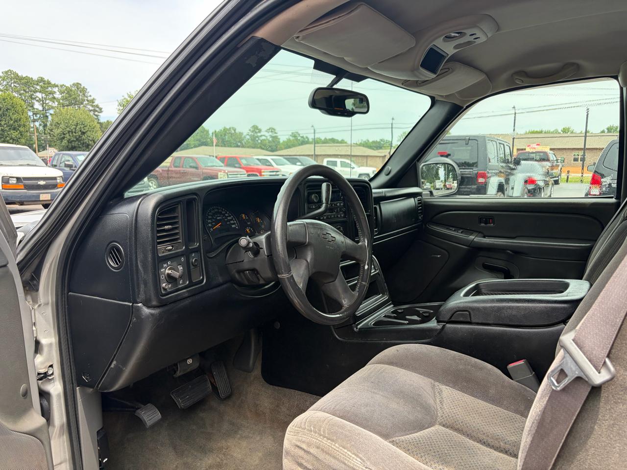 Chevrolet Silverado 1500 LS 2005