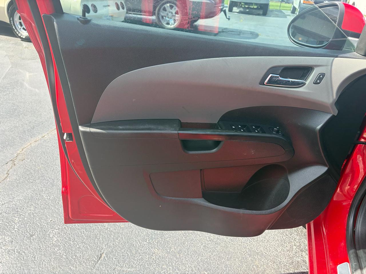 Chevrolet Sonic LT Auto Sedan 2015