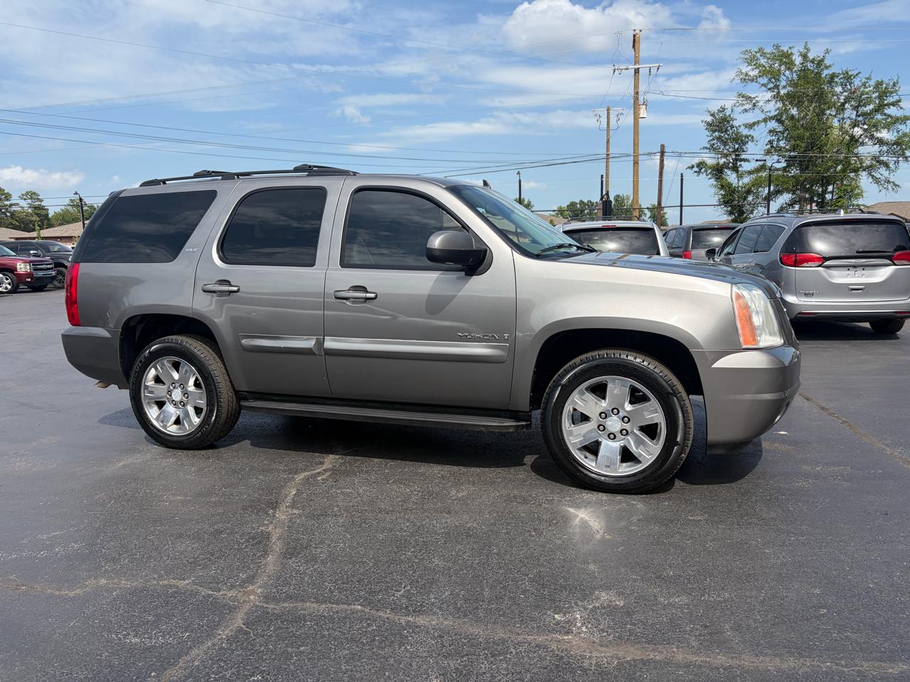 GMC Yukon SLE-1 2WD 2007