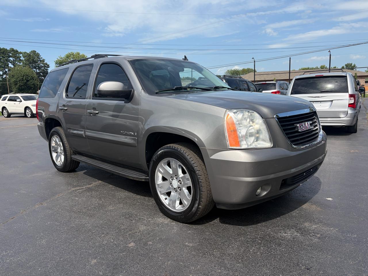 GMC Yukon SLE-1 2WD 2007