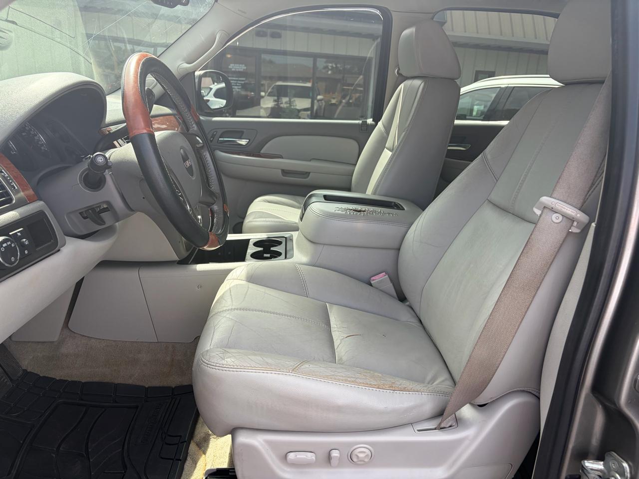 GMC Yukon SLE-1 2WD 2007