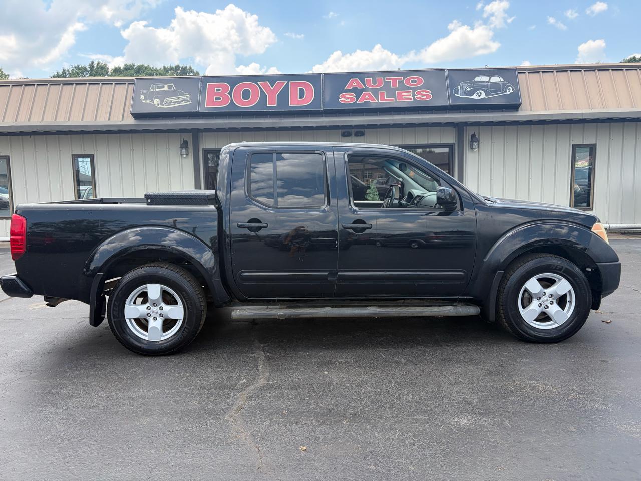 Nissan Frontier SE Crew Cab 2WD 2005