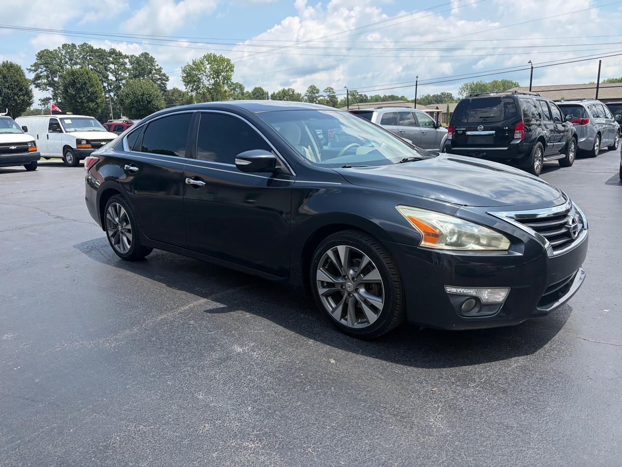 Nissan Altima 2.5 SV Sedan 2014