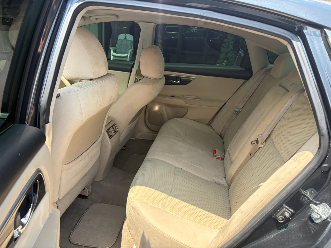 Nissan Altima 2.5 SV Sedan 2014