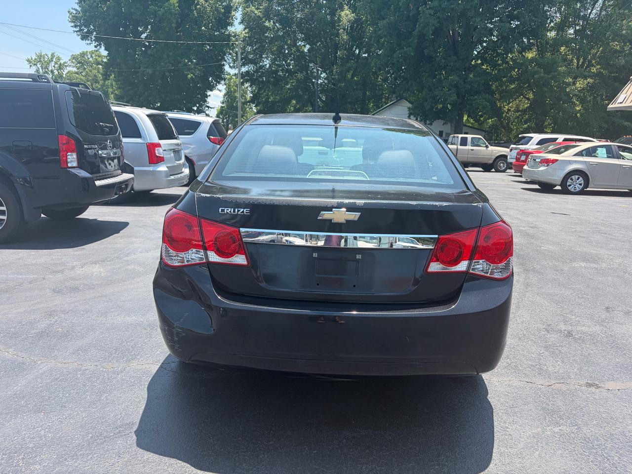 Chevrolet Cruze LS Auto 2013