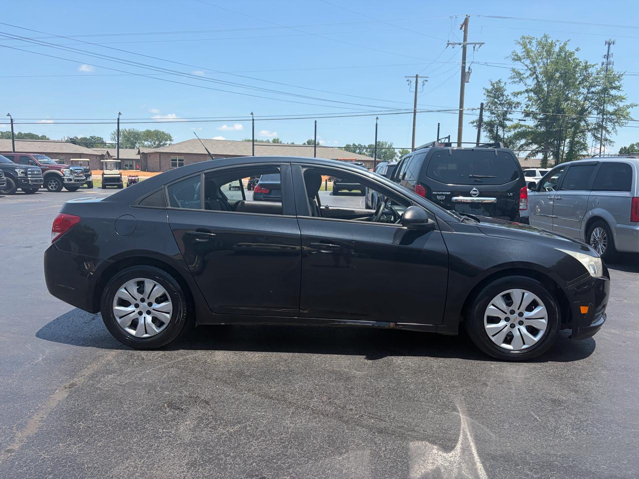 Chevrolet Cruze LS Auto 2013