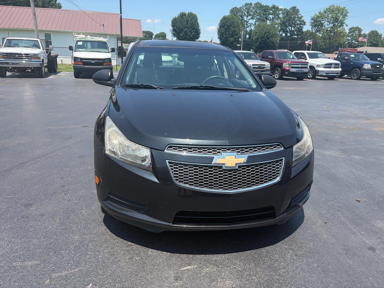 Chevrolet Cruze LS Auto 2013
