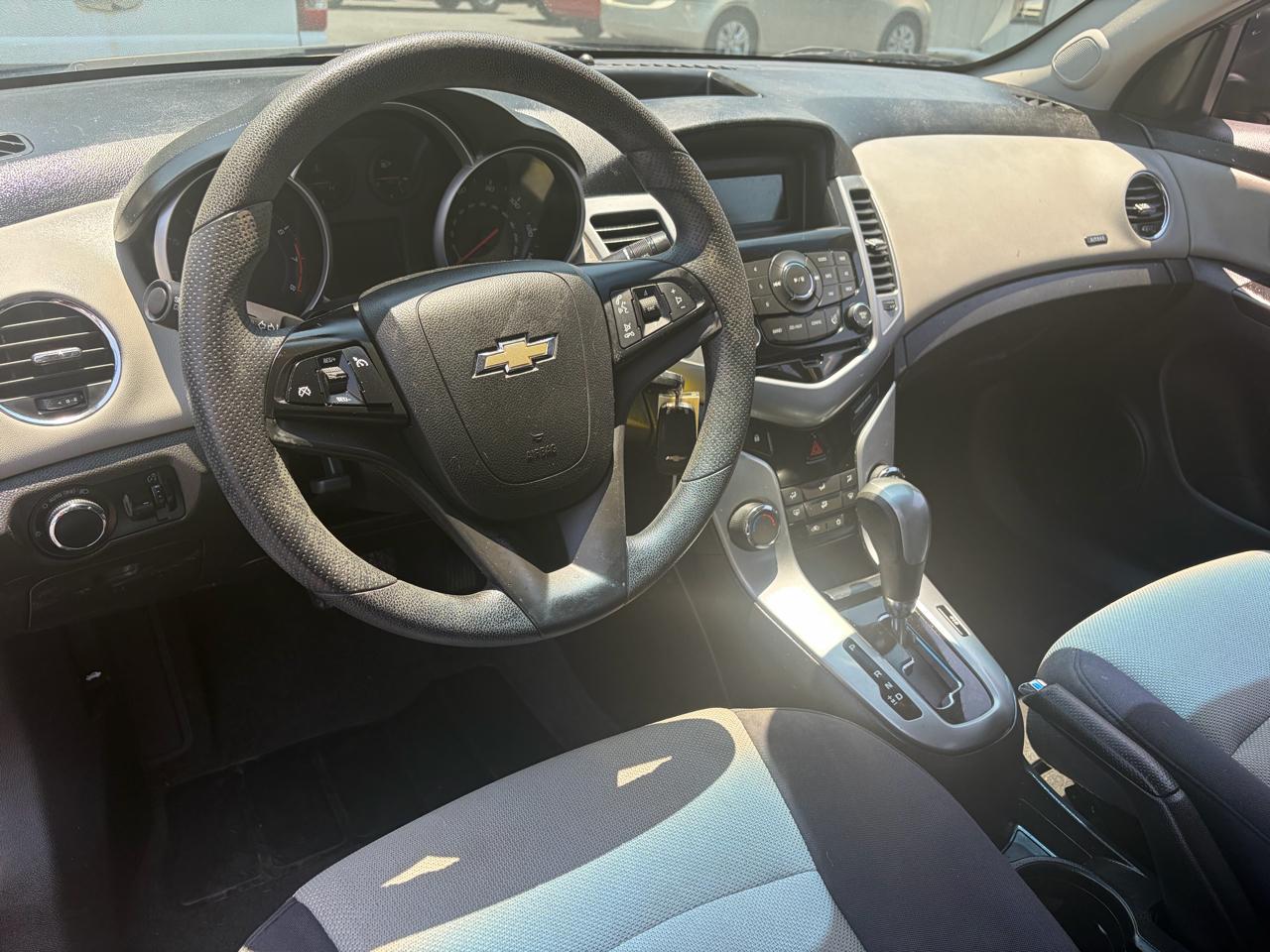 Chevrolet Cruze LS Auto 2013