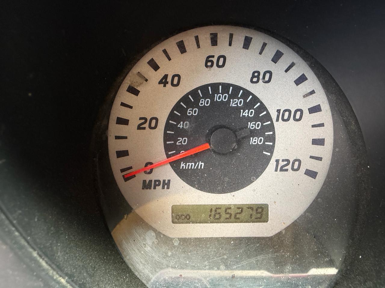 Nissan Xterra XE 2WD 2004