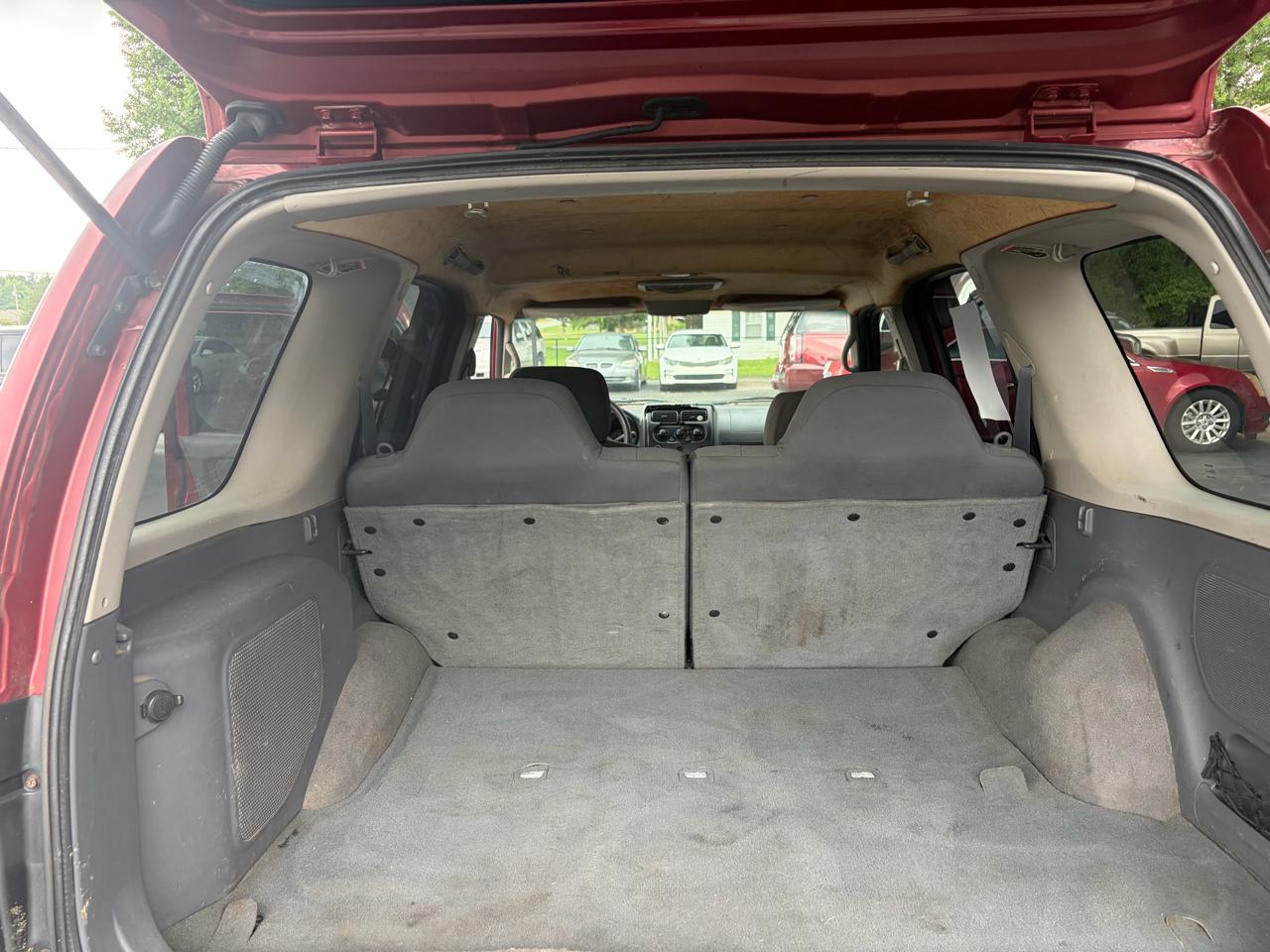 Nissan Xterra XE 2WD 2004